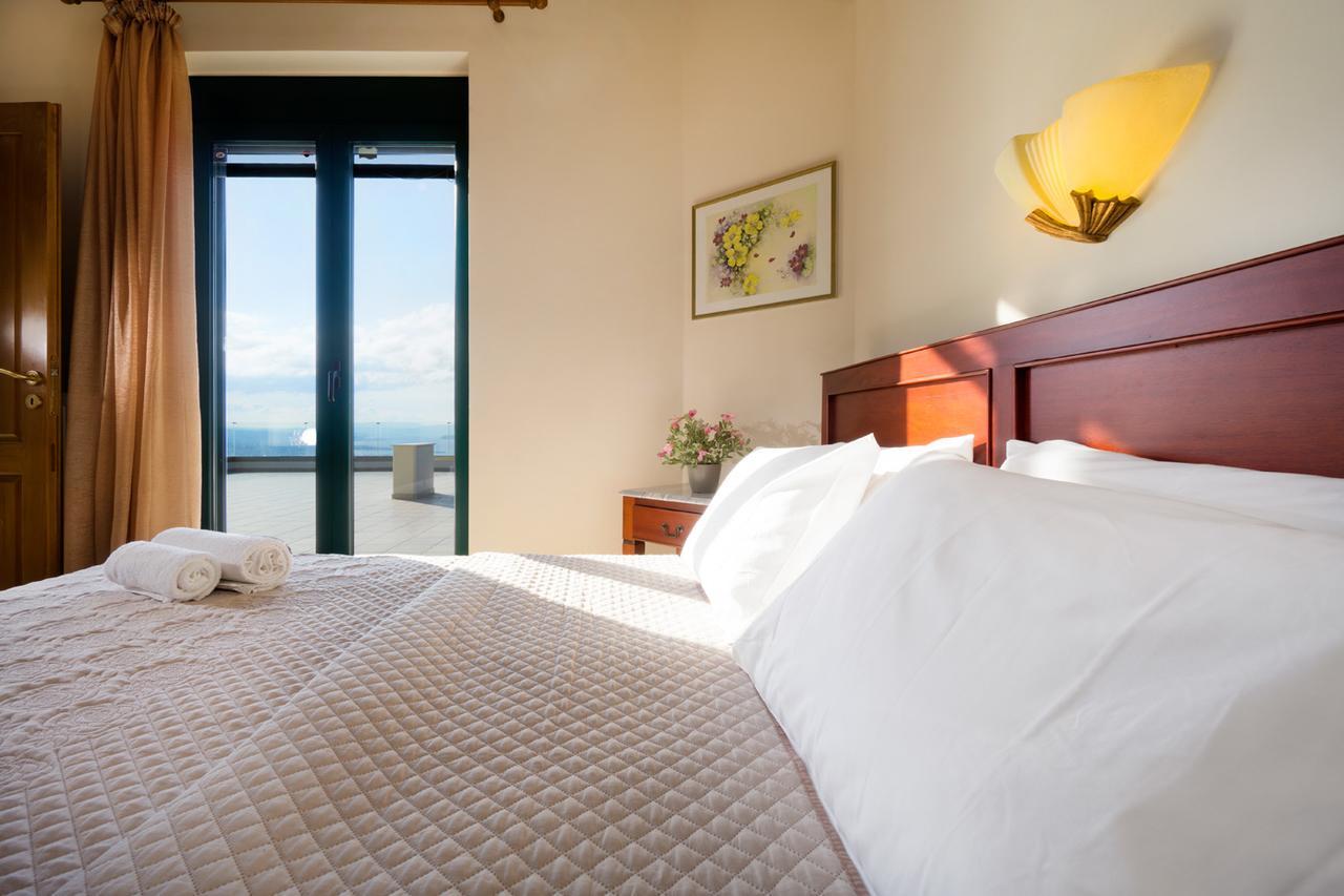 Golden Key Villas ハニア エクステリア 写真
